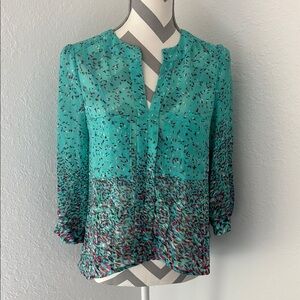 Green Relaxed Graphic Blouse with 3/4 Sleeves